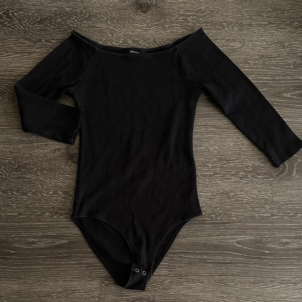 Forever 21 Black Off-The-Shoulder Long Sleeve Bodysuit